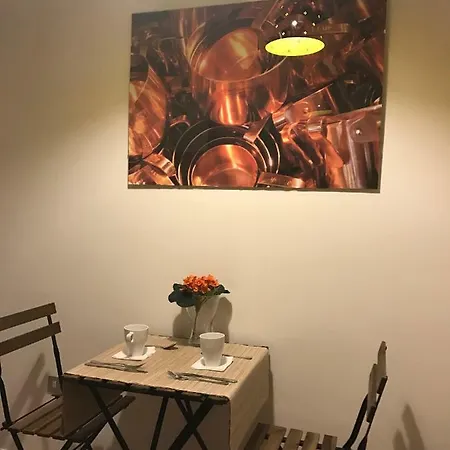 Interno Napoletano Chiaia * ナポリ