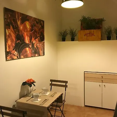 ベッド・アンド・ブレックファスト Interno Napoletano Chiaia ナポリ